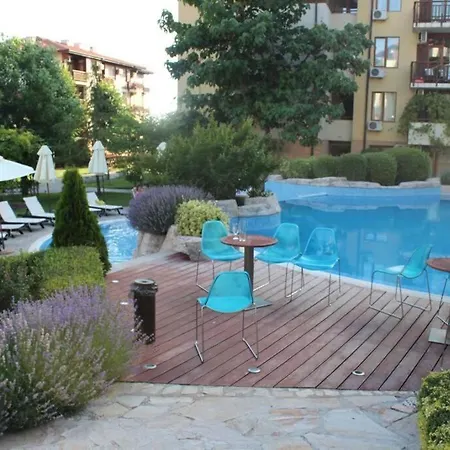 Flora In 5 Stars Garden Of Eden Apartment Sveti Vlas