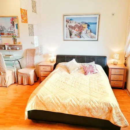 Flora In 5 Stars Garden Of Eden Apartment Sveti Vlas